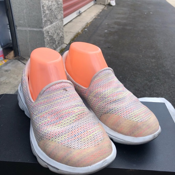 Skechers 15758 Womens Go Walk Evolution Slip On Multicolor Shoes Size 8 - Picture 4 of 12